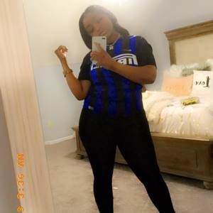 Meet your Posher, Kayla